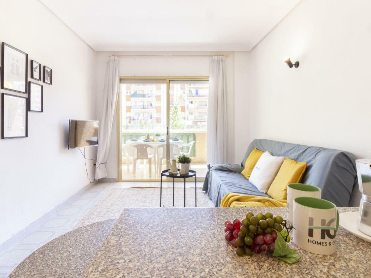 Homes & Go Albeniz Basic La Pineda Dış mekan fotoğraf